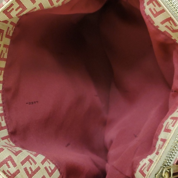🤩Fendi Zucchino red canvas tote open top middle interior zipper compartment - Picture 9 of 16